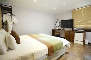 Tongyeong Anchovy tourist Hotel