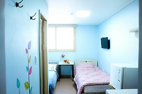 WELL PLUS BNB Guest House