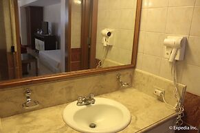 Subic Bay Venezia Hotel