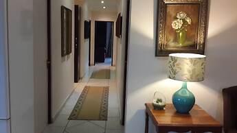 Magaliqua Guest House