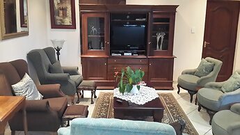 Magaliqua Guest House