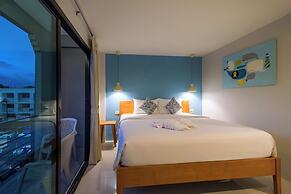 Tiya House Rooms & Cafe