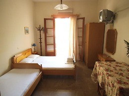 Villa Xenos Studios & Apartments