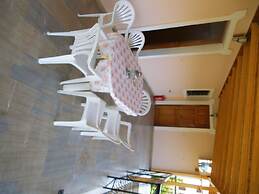 Villa Xenos Studios & Apartments