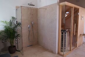 Heritage Hotel Life Palace