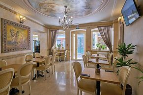 Heritage Hotel Life Palace