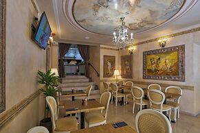 Heritage Hotel Life Palace