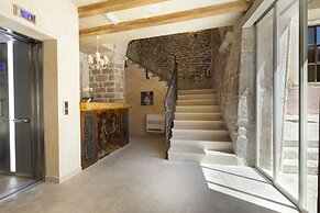 Heritage Hotel Life Palace