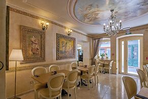 Heritage Hotel Life Palace