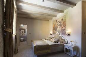 Heritage Hotel Life Palace