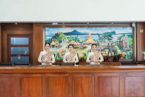 Champasak Grand Hotel