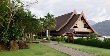 Champasak Grand Hotel