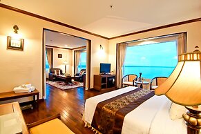 Champasak Grand Hotel