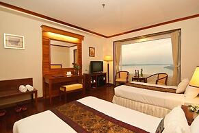 Champasak Grand Hotel