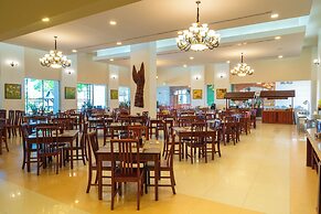 Champasak Grand Hotel