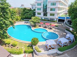 Champasak Grand Hotel