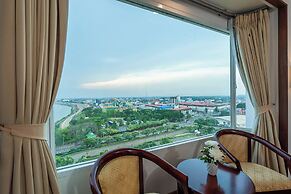 Champasak Grand Hotel