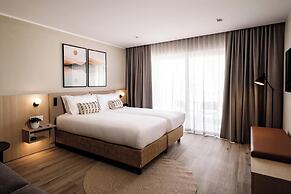 Strand Suites By Neu Collective