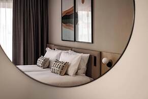 Strand Suites By Neu Collective