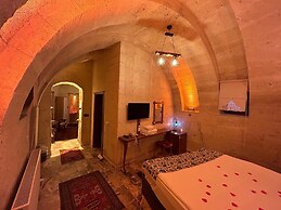 Avanos Suites