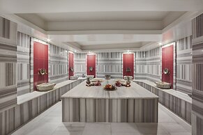 Great Fortune Hotel & SPA