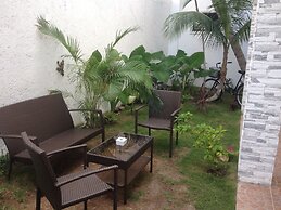 Ca' del Sol Condo Hotel