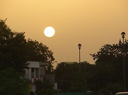 Ca' del Sol Condo Hotel