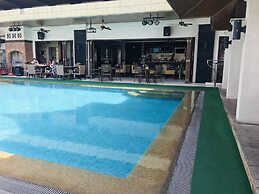 Prime Asia Hotel