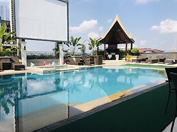 Prime Asia Hotel