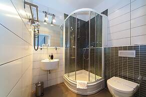 Marmontova Luxury Rooms