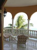 Waters Edge Guest House