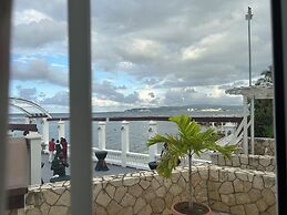 Waters Edge Guest House