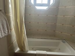 Waters Edge Guest House