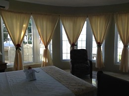 Waters Edge Guest House