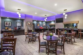 Best Western Plus Lake Jackson Inn & Suites