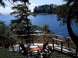 Reef Point Oceanfront B & B