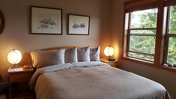 Reef Point Oceanfront B & B