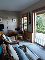 Reef Point Oceanfront B & B