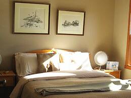 Reef Point Oceanfront B & B