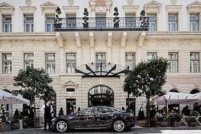 Aria Hotel Budapest by Library Hotel Collection
