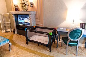 Aria Hotel Budapest by Library Hotel Collection