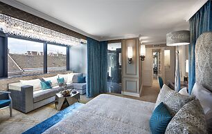 Aria Hotel Budapest by Library Hotel Collection
