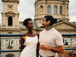 Aria Hotel Budapest by Library Hotel Collection