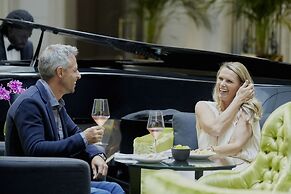 Aria Hotel Budapest by Library Hotel Collection