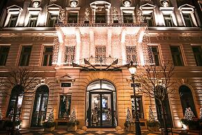 Aria Hotel Budapest by Library Hotel Collection