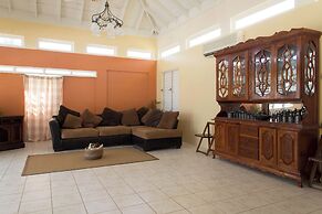 Hatfield South Villa