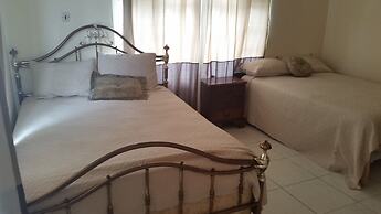 Hatfield South Villa