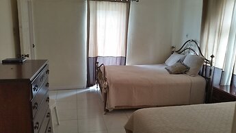 Hatfield South Villa