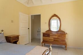 Hatfield South Villa