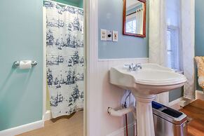 Captain Lawrence Inn